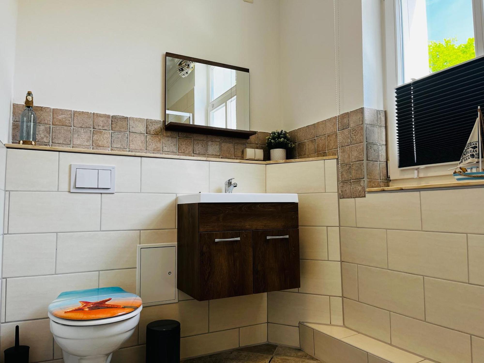 Kapitänshaus An Der Warnow Mit Gemeinschaftsküche Und Sauna *